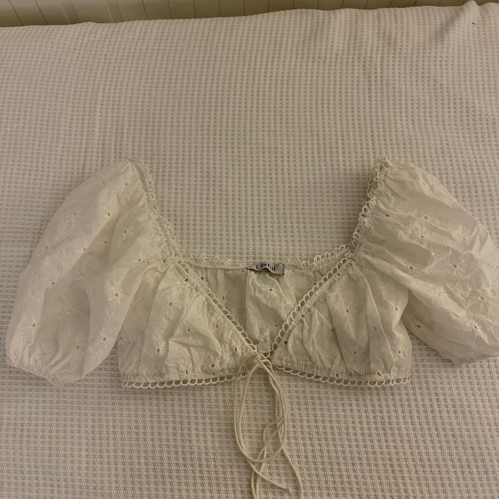Lilyful eyelet tie top size small